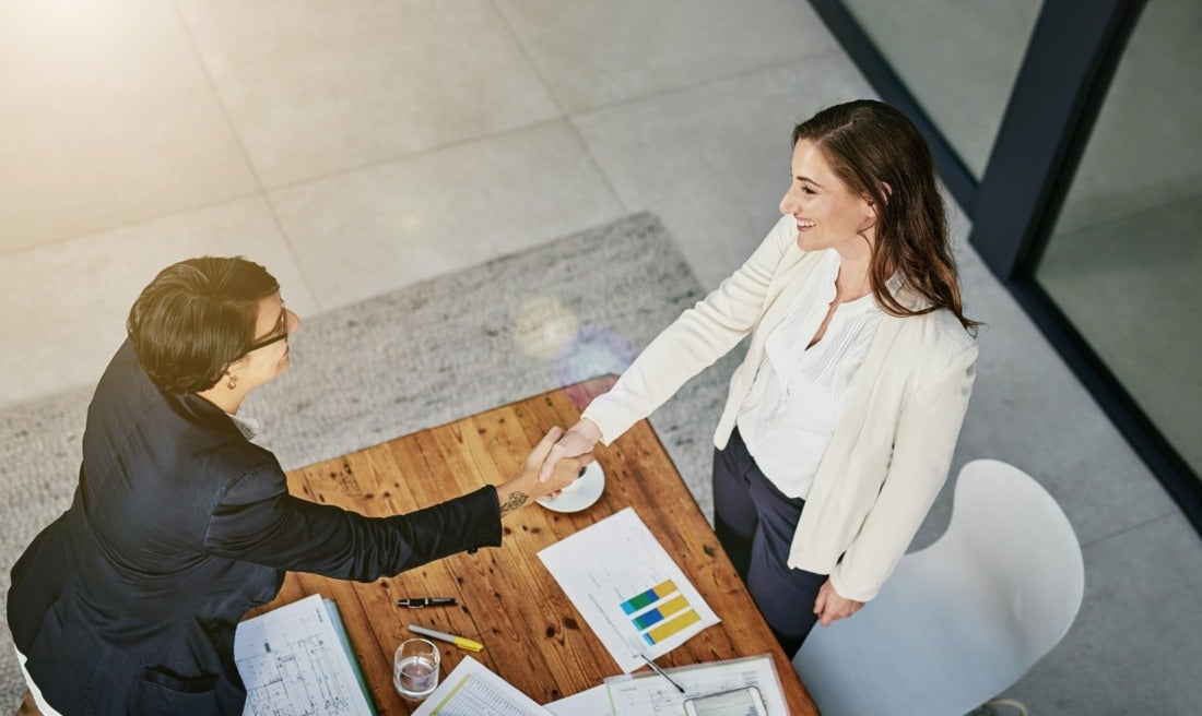 job-seeker-shaking-hands-with-hiring-manager